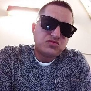 Meet your Posher, Jeffrey